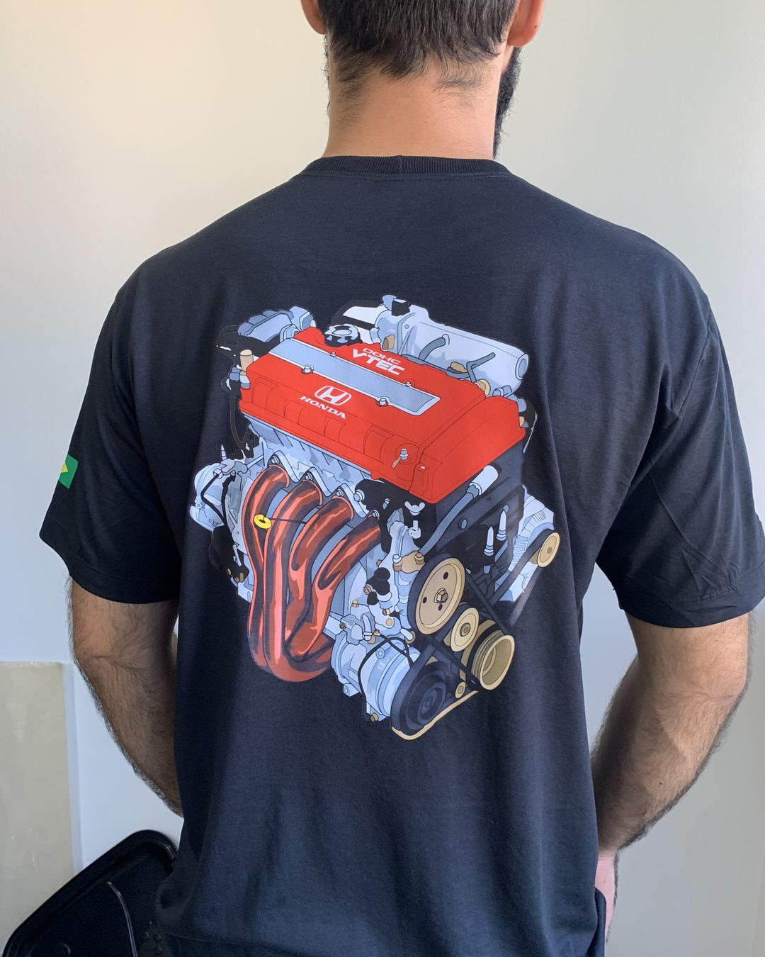 Camiseta estampada DRx — motor VTEC